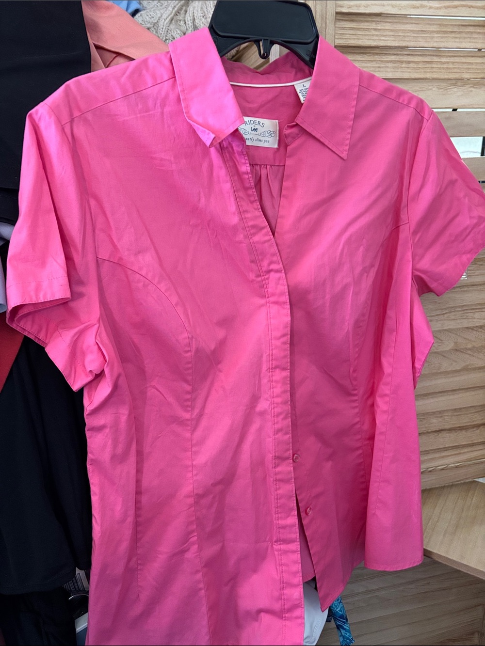 Riders By Lee Women's Short-Sleeve Button-Front Shirt - Bright Pink Large